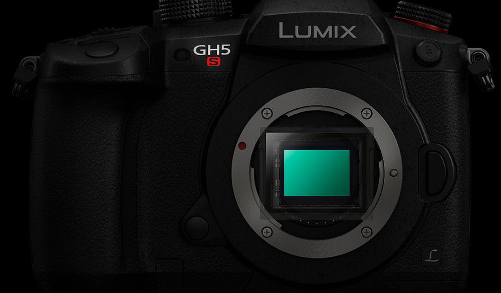 Der neue Bildsensor der Panasonic GH5S liefert eine erstaunliche hohe Empfindlichkeit und ist so bestens für dunkle Umgebungen geeignet.